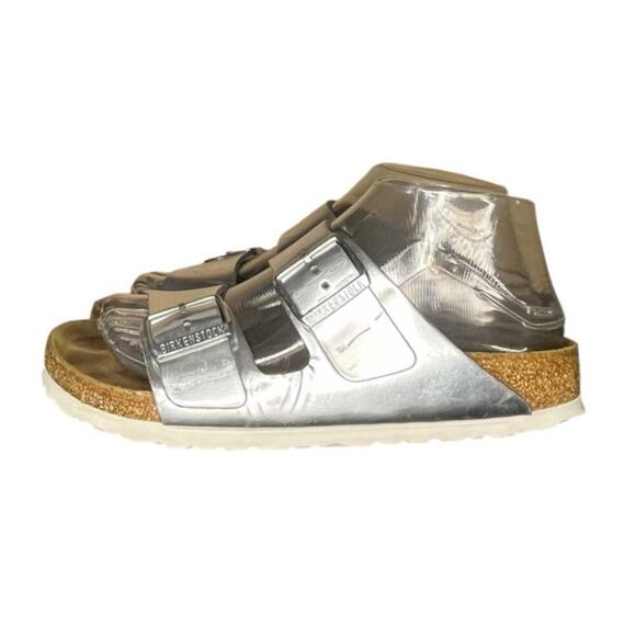***SOLD*** Birkenstock Arizona Sandal Softbed Leather Metallic Silver Size 6 - Picture 2 of 6